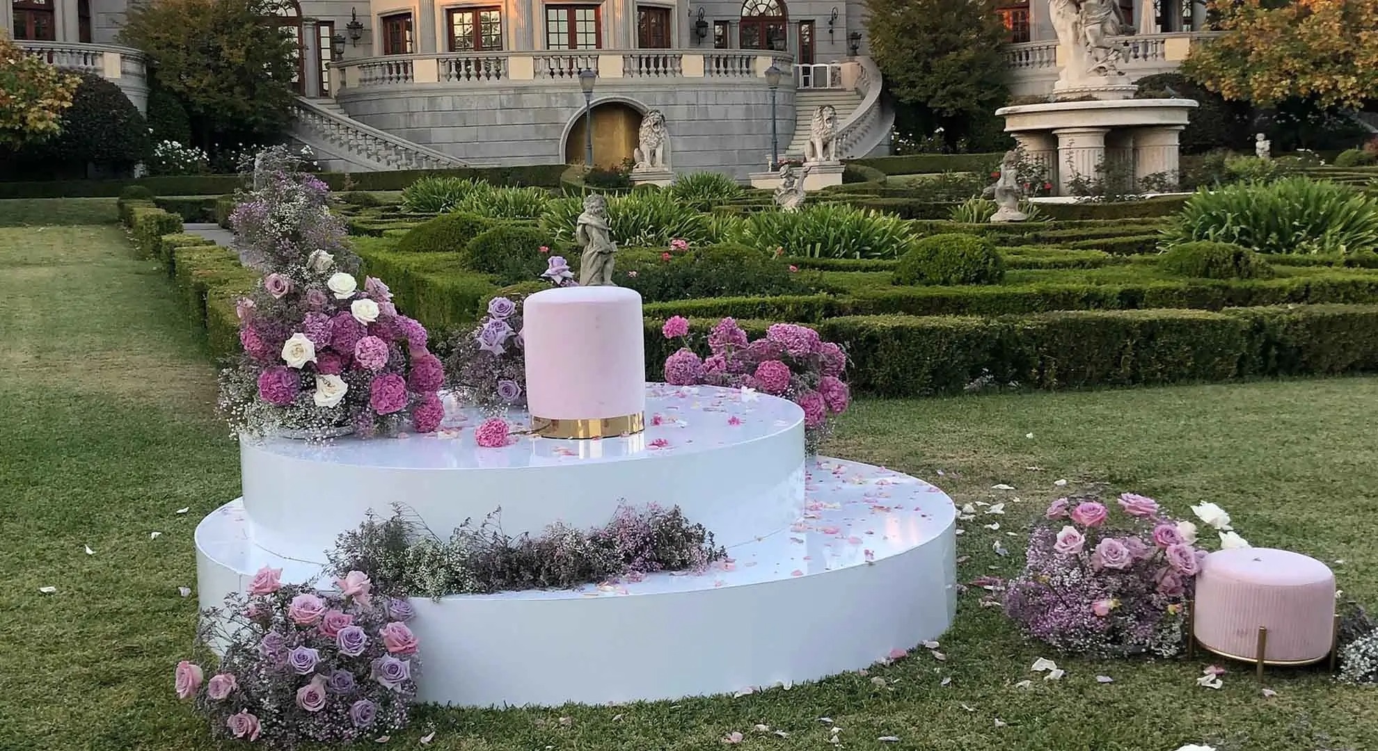 White Round Wedding Stage Garden - Round Stage Rental Malaysia by CK Stage Rental King